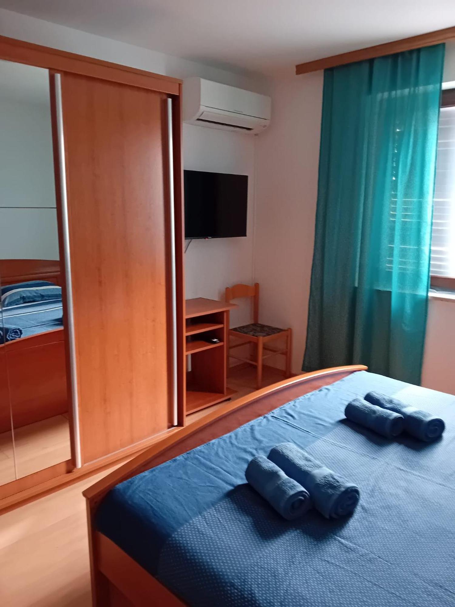 Maria'S Haus Apartment Novigrad  Phòng bức ảnh